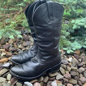 DURANGO Black Leather Western Slouch Boots. Size 8EE (extra wide).